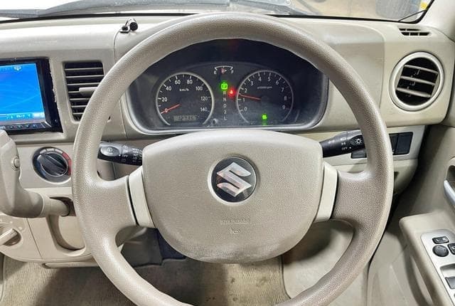 2010 Suzuki Every JDM car for sale — photo 17 of 21