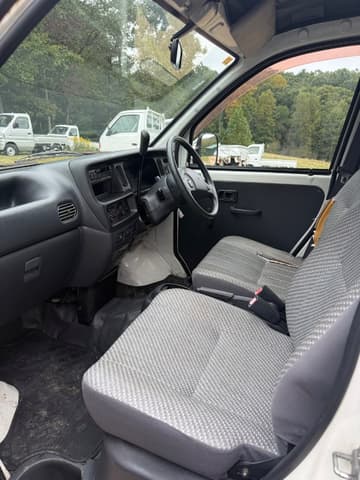 1999 Daihatsu Hijet JDM car for sale — photo 16 of 20