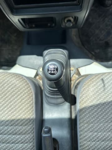 2000 Daihatsu Hijet JDM car for sale — photo 18 of 25