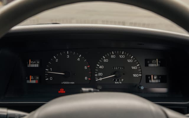 1997 Toyota Hilux JDM car for sale — photo 7 of 9