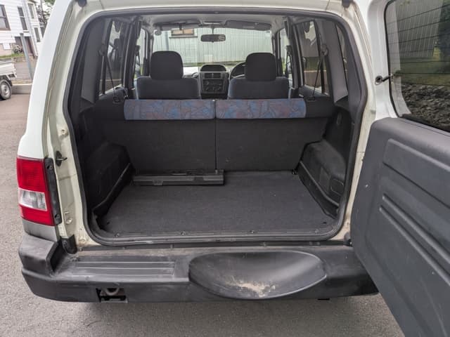 1999 Mitsubishi Pajero JDM car for sale — photo 12 of 18