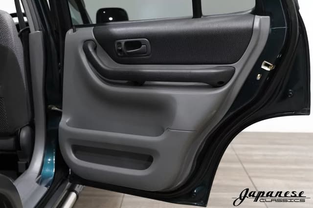 1996 Honda CR-V JDM car for sale — photo 21 of 25