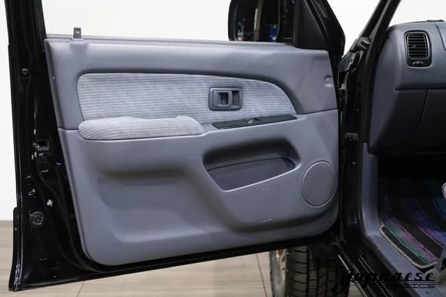 1996 Toyota Hilux JDM car for sale — photo 19 of 25