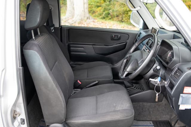 2001 Mitsubishi Pajero Mini JDM car for sale — photo 9 of 14