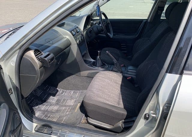 1999 Toyota Altezza JDM car for sale — photo 11 of 24