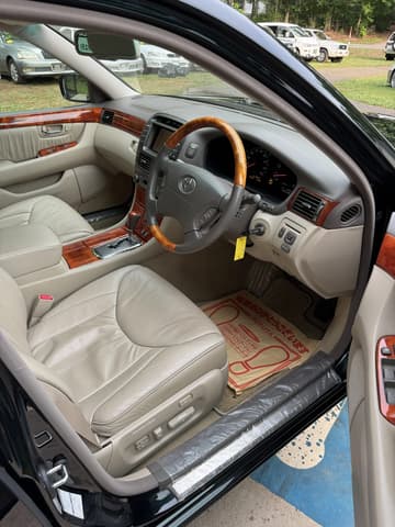 2000 Toyota Celsior JDM car for sale — photo 3 of 25