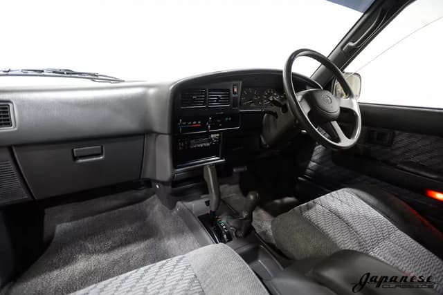 1996 Toyota Hilux JDM car for sale — photo 9 of 25