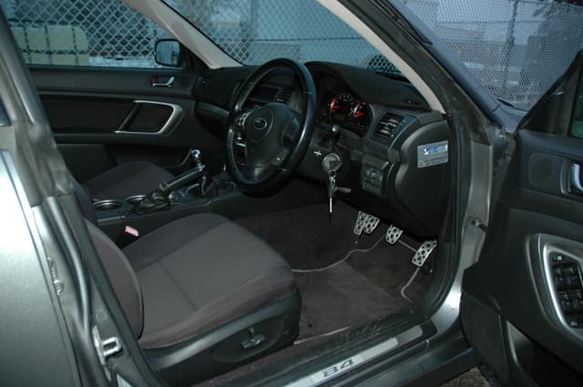 2006 Subaru Legacy JDM car for sale — photo 11 of 17