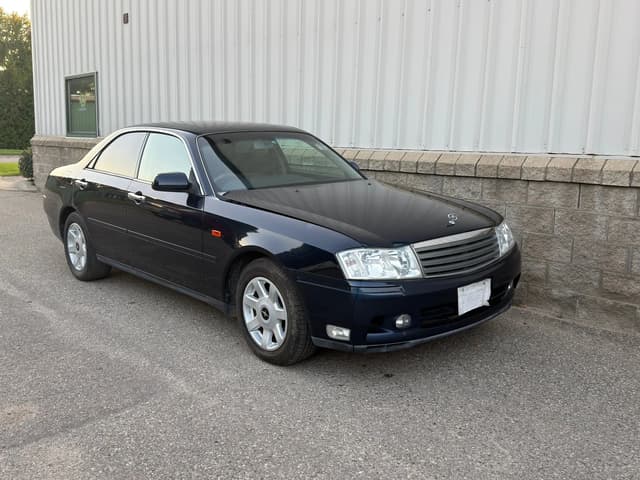2001 Nissan Gloria JDM car for sale — photo 6 of 22