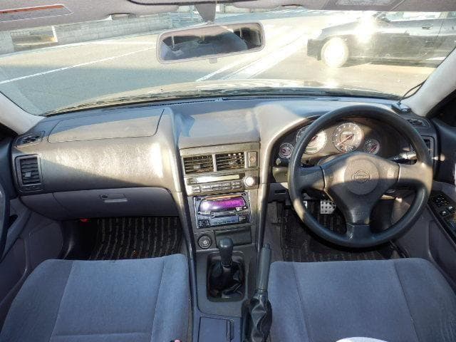 2000 Nissan Skyline JDM car for sale — photo 14 of 20