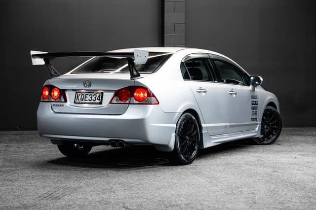 2006 Honda Civic JDM car for sale — photo 12 of 17
