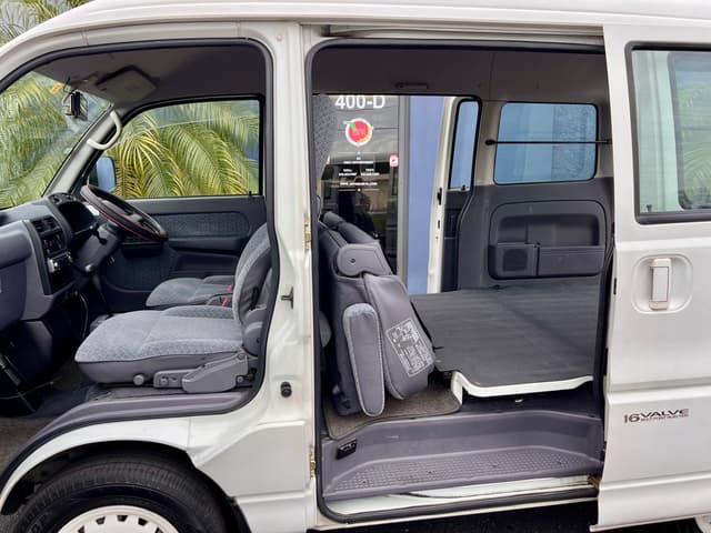 1995 Mitsubishi Bravo Minivan JDM car for sale — photo 24 of 25