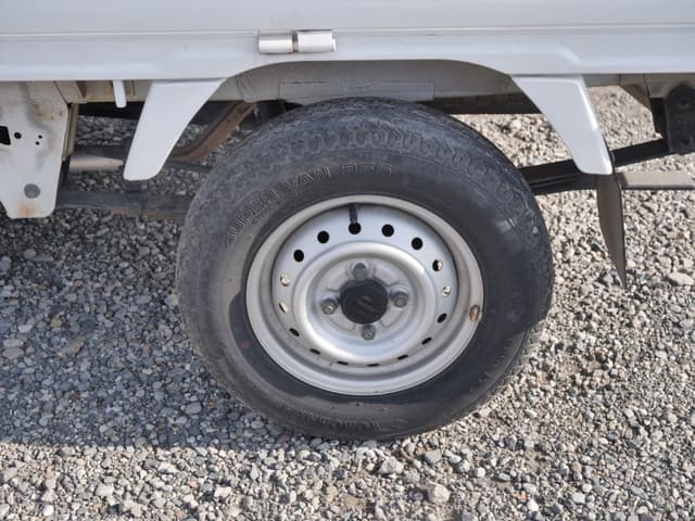 2001 Suzuki Carry JDM car for sale — photo 21 of 25