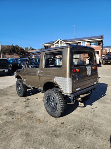 1992 Suzuki Jimny JDM car for sale — photo 3 of 12