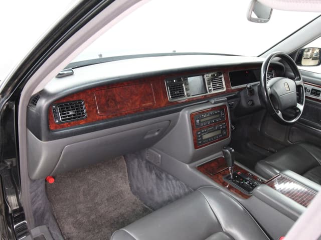 1997 Toyota Century JDM car for sale — photo 15 of 25