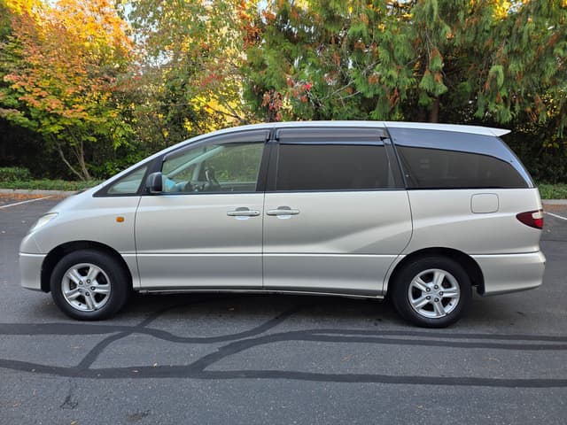 2001 Toyota Estima JDM car for sale — photo 6 of 14