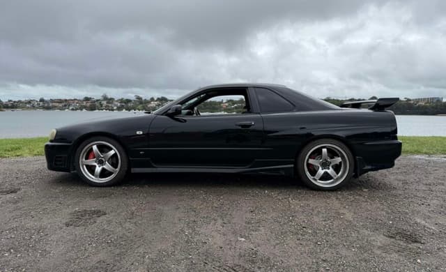 1998 Nissan Skyline JDM car for sale — photo 13 of 14