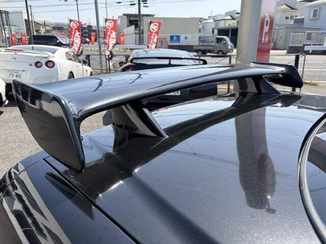 1998 Nissan Skyline JDM car for sale — photo 9 of 12