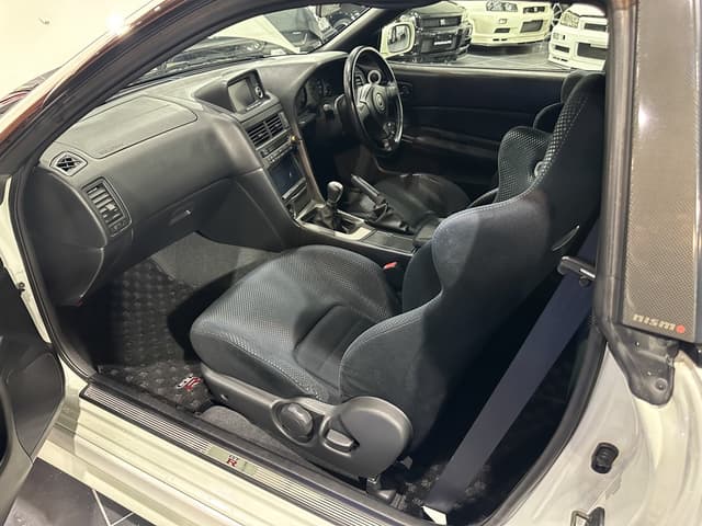 2000 Nissan Skyline JDM car for sale — photo 18 of 23