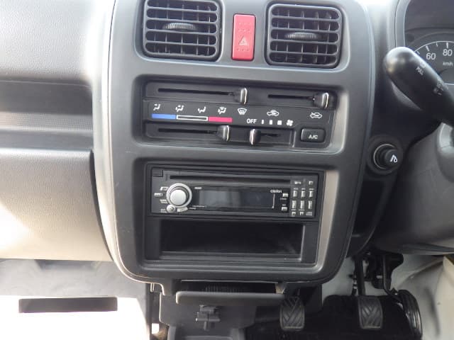 2007 Suzuki Carry JDM car for sale — photo 13 of 25