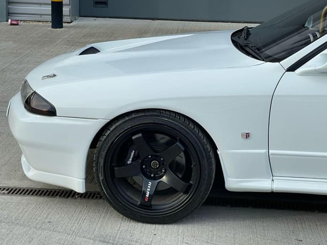 1991 Nissan Skyline JDM car for sale — photo 12 of 25