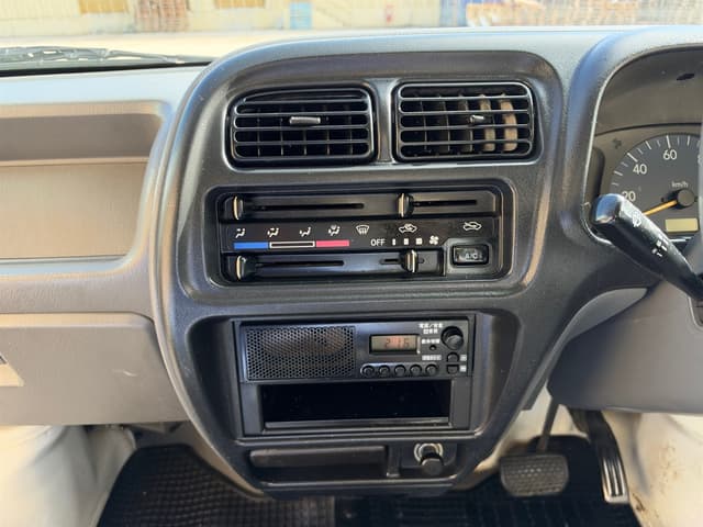 2000 Suzuki Carry JDM car for sale — photo 16 of 17
