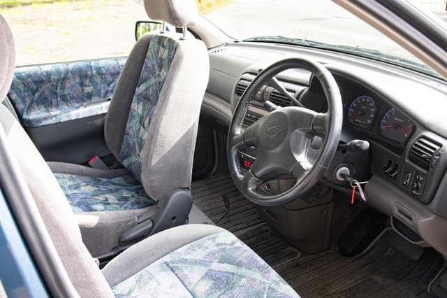 1999 Nissan Rnessa JDM car for sale — photo 9 of 10