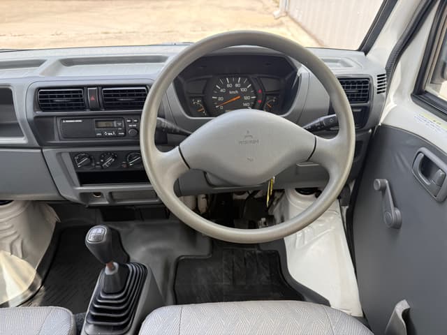 2000 Mitsubishi Minicab JDM car for sale — photo 17 of 20