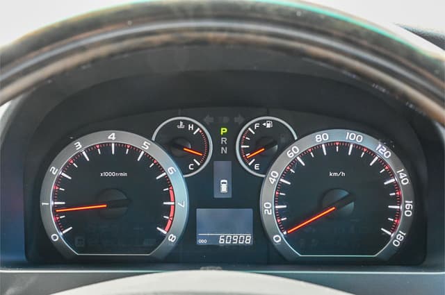 2011 Toyota Vellfire JDM car for sale — photo 20 of 24