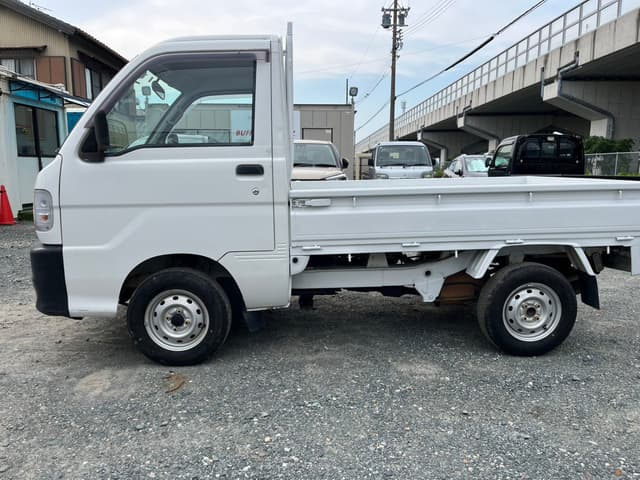 1999 Daihatsu Hijet JDM car for sale — photo 4 of 25