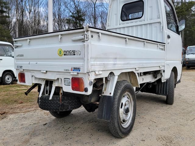 1995 Mitsubishi Minicab JDM car for sale — photo 17 of 19