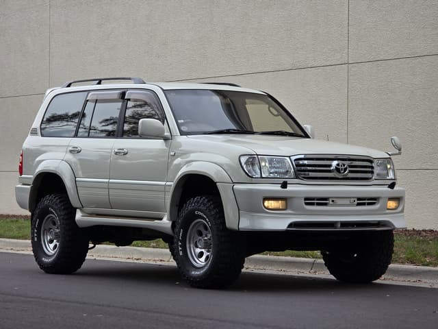 2000 Toyota Land Cruiser JDM car for sale — photo 24 of 25