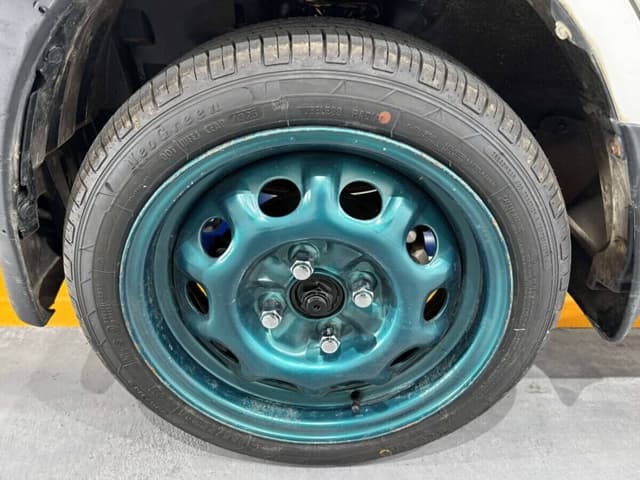 2000 Mitsubishi Minicab JDM car for sale — photo 18 of 25