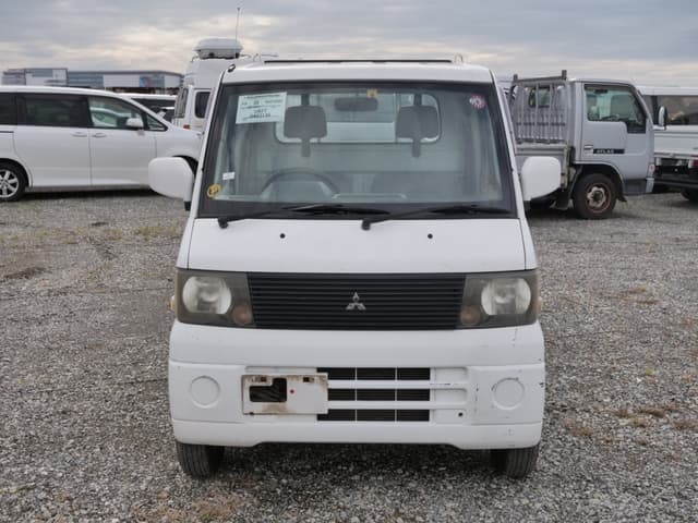 2001 Mitsubishi Minicab JDM car for sale — photo 2 of 25