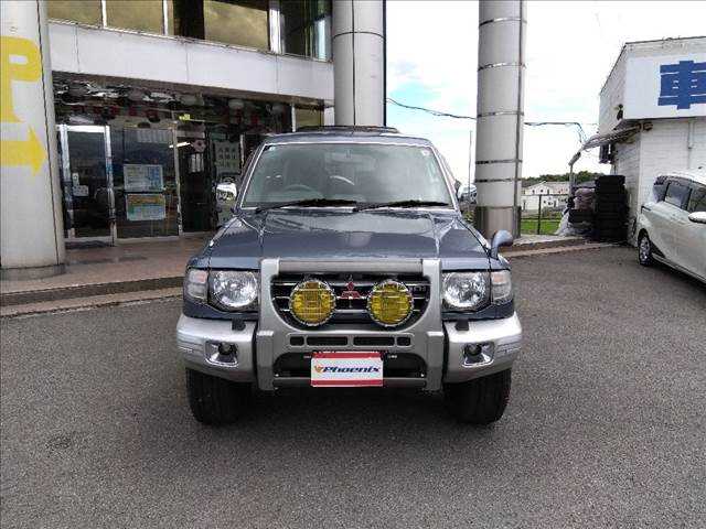 1997 Mitsubishi Pajero JDM car for sale — photo 3 of 25