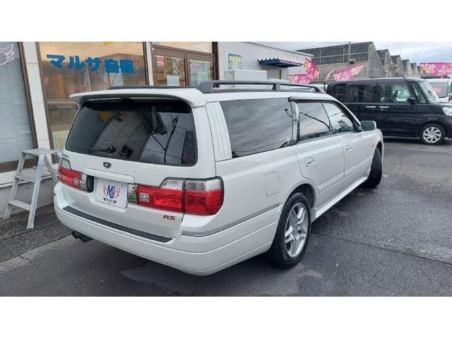 2000 Nissan Stagea JDM car for sale — photo 9 of 22