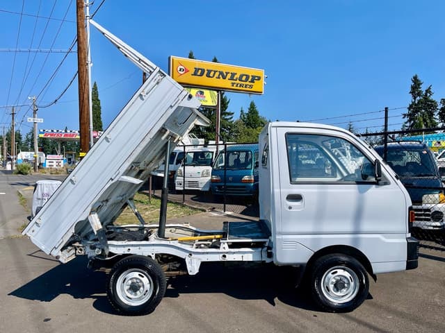 1992 Mitsubishi Minicab JDM car for sale — photo 16 of 25