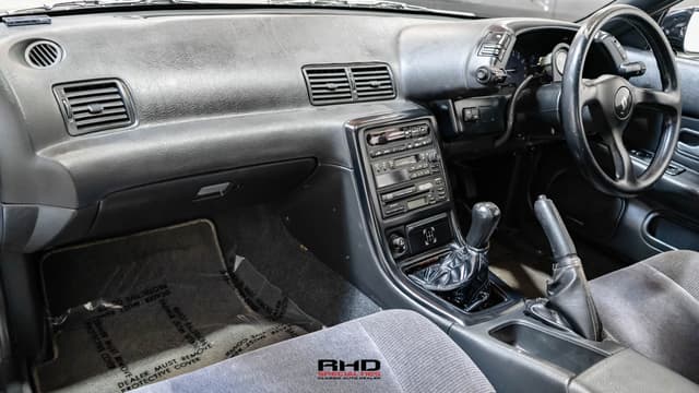 1991 Nissan Skyline JDM car for sale — photo 22 of 25