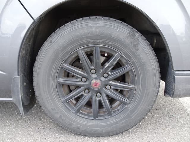2007 Toyota HiAce JDM car for sale — photo 12 of 25