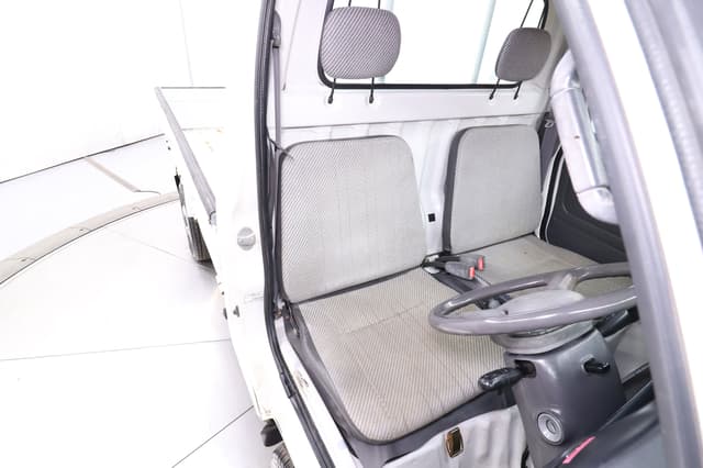1998 Daihatsu Hijet JDM car for sale — photo 20 of 25