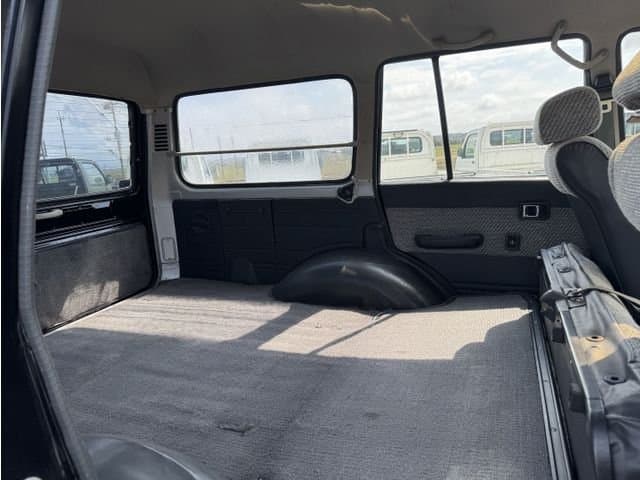 1986 Toyota Land Cruiser JDM car for sale — photo 19 of 25