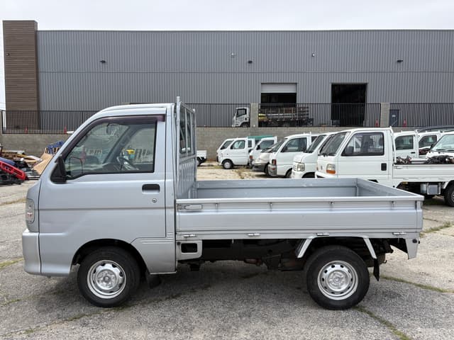 2000 Daihatsu Hijet JDM car for sale — photo 4 of 10