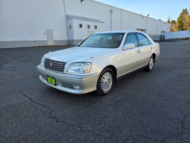 2000 Toyota Crown JDM car for sale — photo 3 of 13