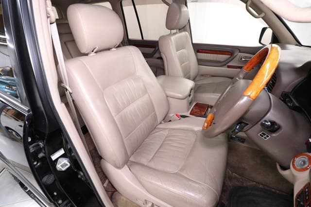 2000 Toyota Land Cruiser JDM car for sale — photo 19 of 25