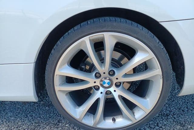 2011 Bmw 3 Series JDM car for sale — photo 10 of 25