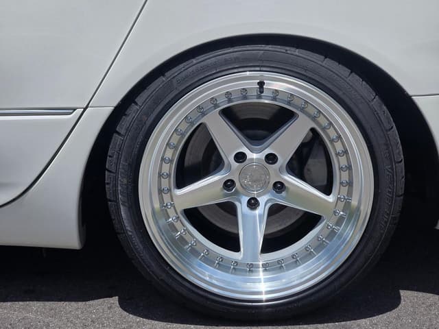 2000 Toyota Celsior JDM car for sale — photo 18 of 25