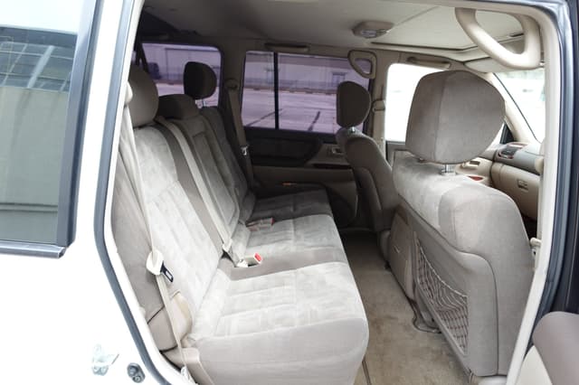 2000 Toyota Land Cruiser JDM car for sale — photo 14 of 17
