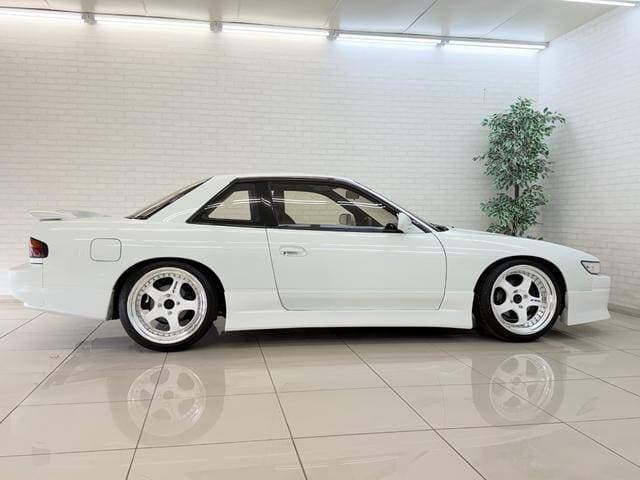 1992 Nissan Silvia JDM car for sale — photo 17 of 18