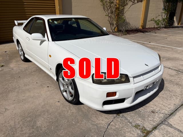 1998 Nissan Skyline JDM car for sale — photo 2 of 18
