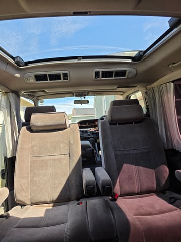 1999 Toyota HiAce JDM car for sale — photo 14 of 24